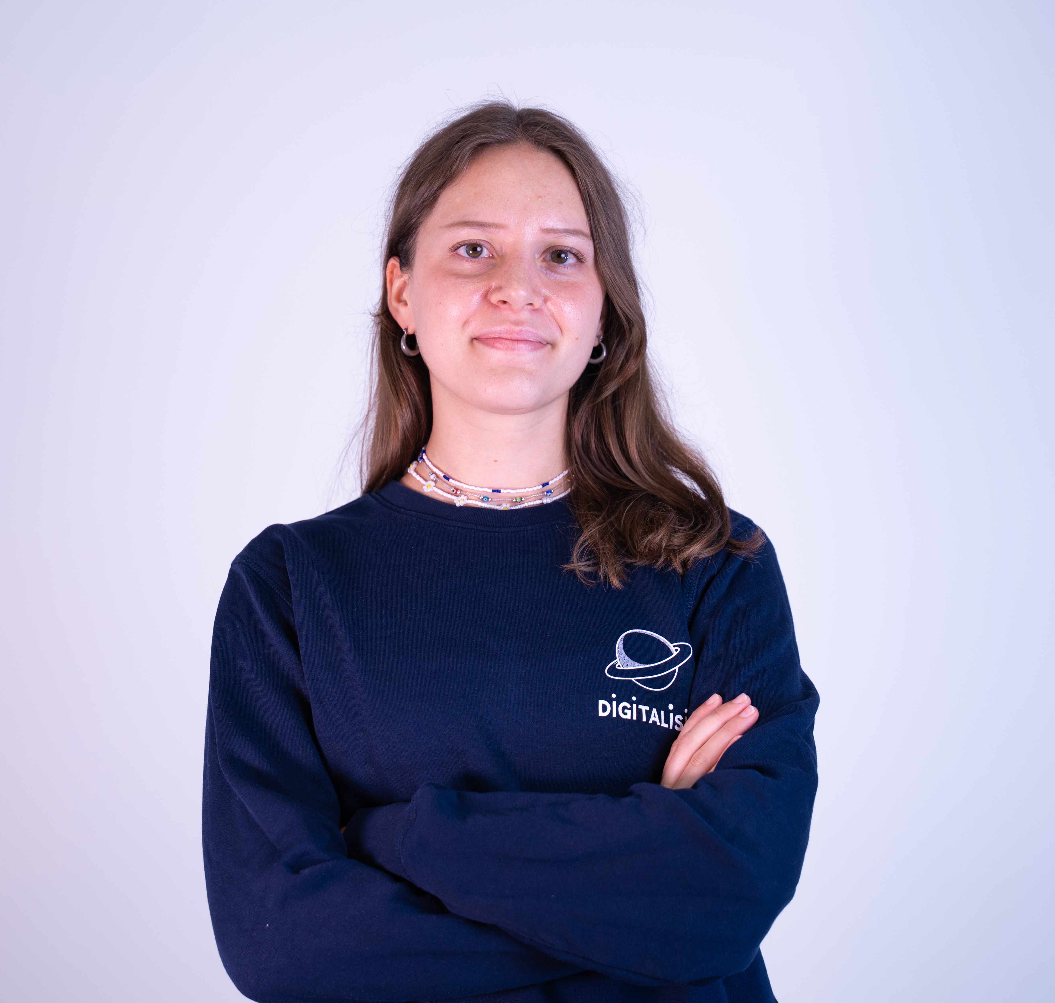 LOLA_BENAKILA_OPTIMIS%C3%89